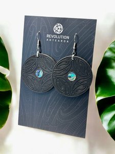 Accessories: Earrings - Nga Hau e Wha - Black Leather wPaua Inlay