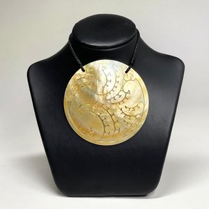 Accessories: Gold Mother of Pearl Pendant - Pitau - 70mm w/out case