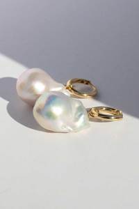 Earrings: 9ct Yellow Gold Baroque Pearl Earrings