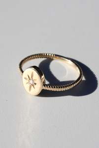 Rings: 9ct Yellow Gold Mini Star Set Ring