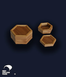 Rimu Boxes All: Hexagonal Rimu Box Medium