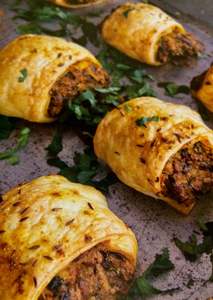 Bestsellers: Mini Sausage Rolls Box