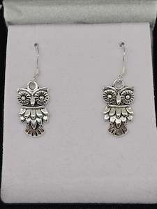 LOCATION_WESTFIELD MANUKAU: Owl Earrings