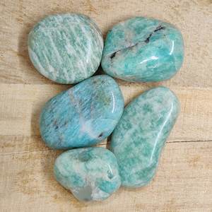 Tumbled Crystals: Amazonite Tumbled Crystal (Light)