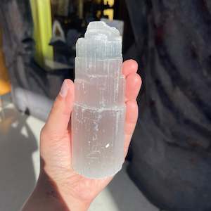 Crystal Pieces: Selenite tower -10 cm