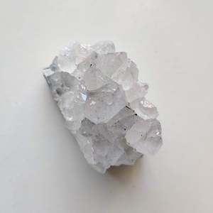 Natural Light Amethyst Crystal Piece (5-6cm range)