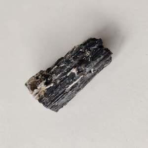 Crystal Pieces: Black Tourmaline Crystal Piece (2-3 cm)