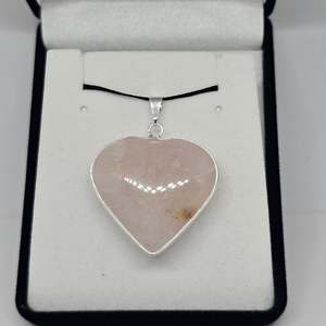 Rose Quartz: Rose Quartz Heart Pendant