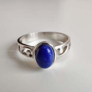 Lapis Lazuli Oval 925 Sterling Silver Ring with Koru Design