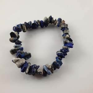 Lapis Lazuli: Lapis Lazuli Chip Crystal Bracelet