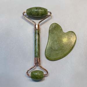 Crystal Face Rollers: Green Jade Crystal Face Roller & Gua Sha Set