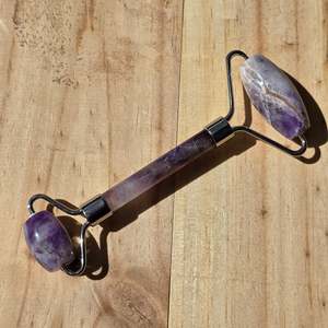 Amethyst Crystal Face Roller