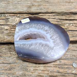 Agate Crystal Pieces: Agate Heart - Purple