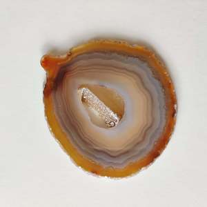 Agate Crystal Pieces: Natural Agate Slice - Light