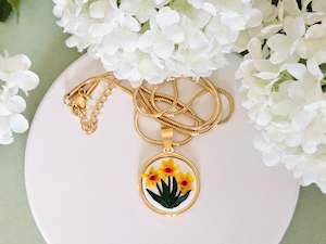 Daffodil Necklace