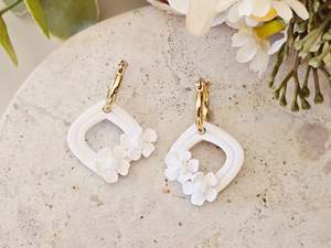 Florals: Daily Colour White Floral Hoops