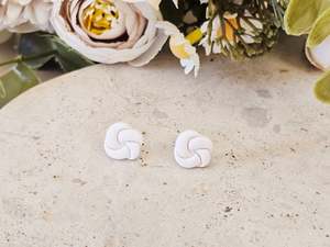 Daily Colour White Studs