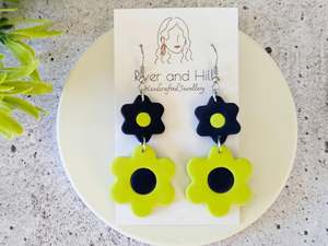 Sale: Retro Bloom Blue and Green Hook Earrings