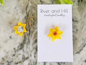 Daffodil Small Brooch