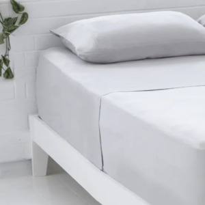 Manchester: Mazon King Sheet Set Dove 50cm drop