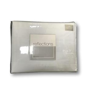 Bedroom: Reflections Single Padded Valance