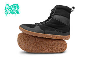 Frontpage: PaperKrane Adult Boots - Snugg Boots