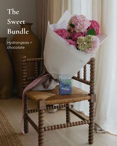 Mothers Day Gift Bundles: Showstopper + Otherly Chocolate