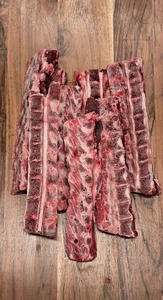 Products: Dog Bones NZ - 1kg Lamb Feather Bones. Lamb Feather bones can help clean your dog's teeth and strengthen their jaws. We have plenty in stock. Delivered to your door North Island wide