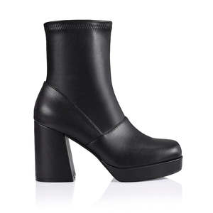 Heels: AVRIL
