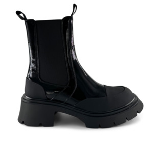 Womens: ZENA