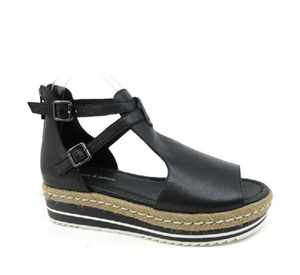 Sandals: ALEXYS