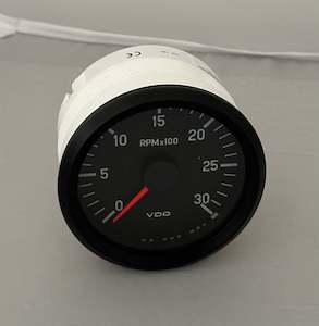Vdo Cockpit International: Tachometer Inter 3000RPM 80MM 12V [VDO COCKPIT INT.] [333035001]