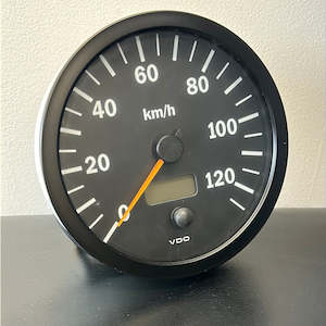 Vdo Cockpit International: Speedometer 140mm DIA 125km 24V [VDO COCKPIT INT.] [437025002]