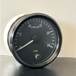 Vdo Single Viu: Tachometer Electric 100mm 2500RPM 12/24v [VDO SINGLE VIU] [A2C3832820030]