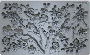 Iron Orchid Designs Decor Moulds: IOD Decor Mould 25 x 15cm - Blossom