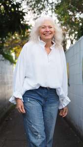 Plus Size: Akitio Blouse
