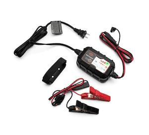 Maintenance: Harley-Davidson 5.0 Amp Dual-Mode Battery Charger 66000312