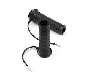 Handlebars Controls: Tactical Heated Hand Grips