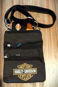 Ladies Harley-Davidson Bar & Shield Crossbody