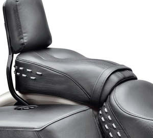 Sundowner Passenger Pillion - Heritage Softail Styling