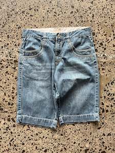 Jorts: Double Pocket Blue hemmed Jorts - 34W
