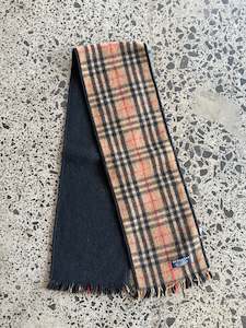 Iconic Burberry Wool Scarf