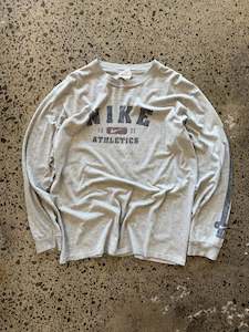 Nike: 90's Nike Long-Sleeve T-shirt - M