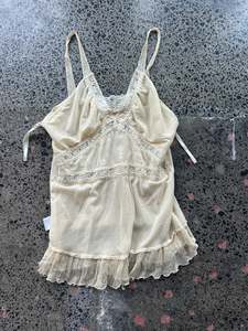 Womens Wear: Light Yellow Cami - M