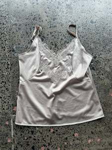 Womens Wear: Deep Pearl Silky Cami - XL