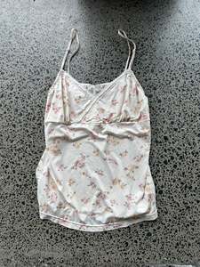 Womens Wear: Spaghetti Strap Floral Print Cami - S
