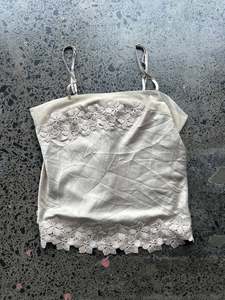 Womens Wear: Beige Floral Cami With Lace Detailing - M