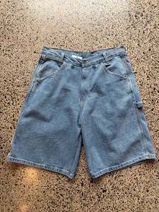 Light - Mid Wash Denim Jorts - 32W