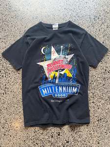 2000's Planet Hollywood 'Millennium' Tee - M