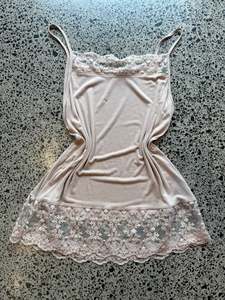 Womens Wear: Lacey Pearl Cami - M/L